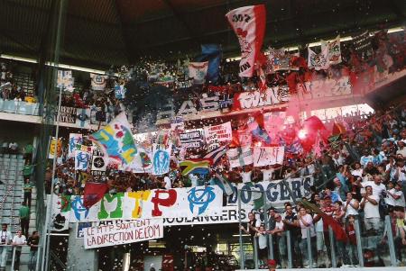 01-SEDAN-OM 05.jpg